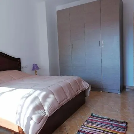 Nikos Apartament