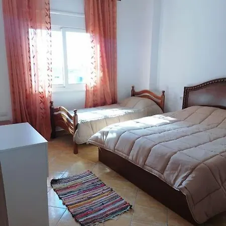 Nikos * Vlorë